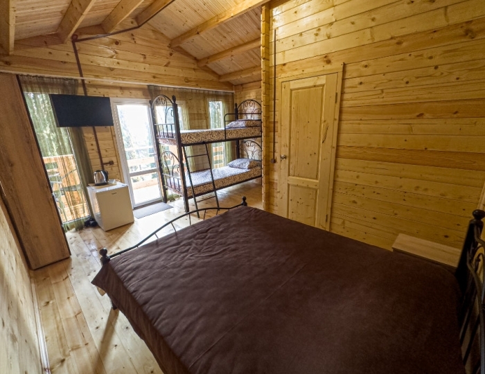 4-мест. деревянный домик - Пансионат «Солнечный Летний» Холодная речка